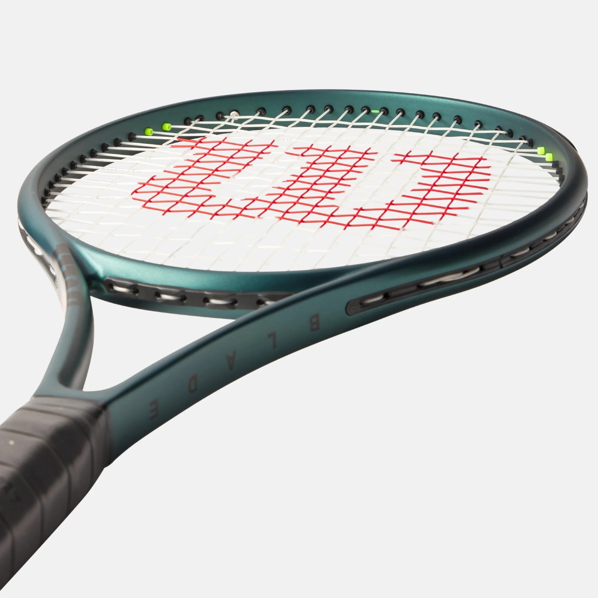 Blade 100L V9 – Image 4